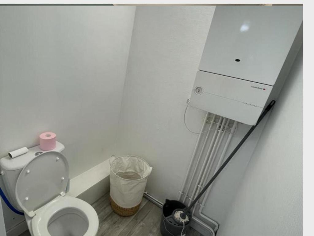 -Le Petit Rochelais- Centre Ville, Stationnement, Netflix - Ideal Couples, Familles, Business Niort Dış mekan fotoğraf
